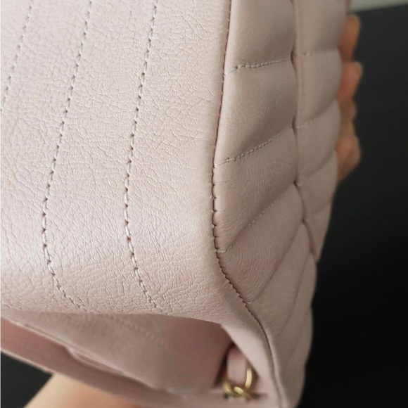 ❌ Chanel Medium Classic Flap - Picture 6 of 16